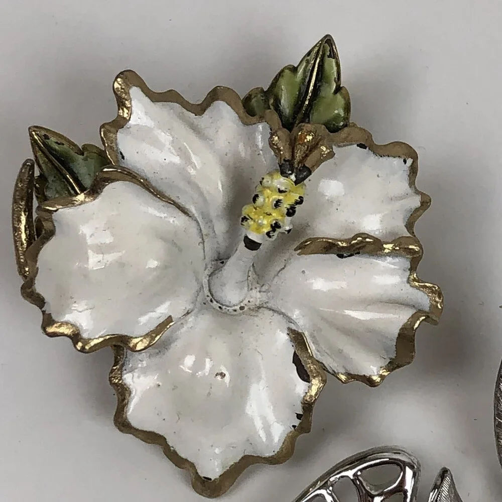 VTG 3pc Lot Trifari Sarah Coventry Brooch Enamel Flower Silver Butterfly Leaf